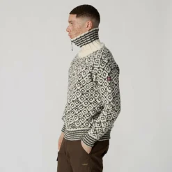 Damen Devold Pullover Und Fleecepullover|Pullover Und Fleecepullover^SVALBARD WOOL ZIP NECK Unisex - Wollpullover