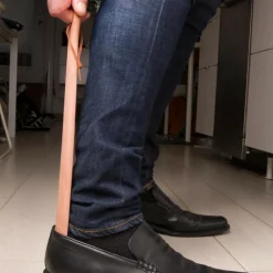 Damen Kikkerland Schuhzubehör|Schuhzubehör^CEDAR SHOE HORN - Schuhanzieher